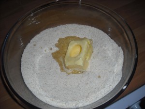 Ingredientes galletas de almendra en bol